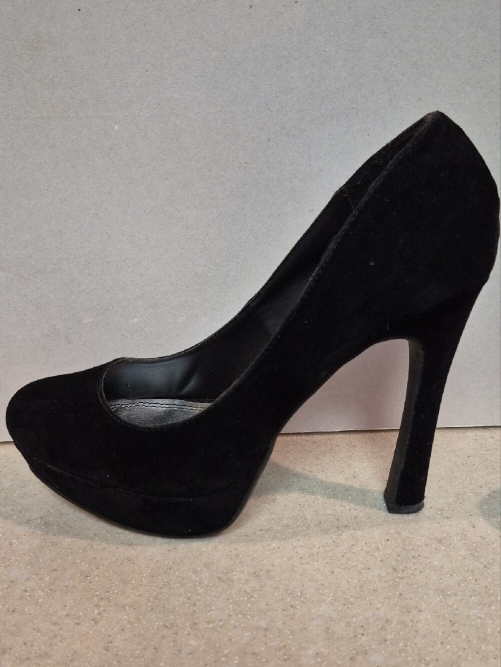 Rouge Helium Black Suede Platform Pumps Size 8 - Picture 6 of 11
